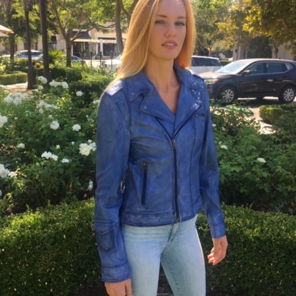 LEATHER JACKET - Picture 1 of 2